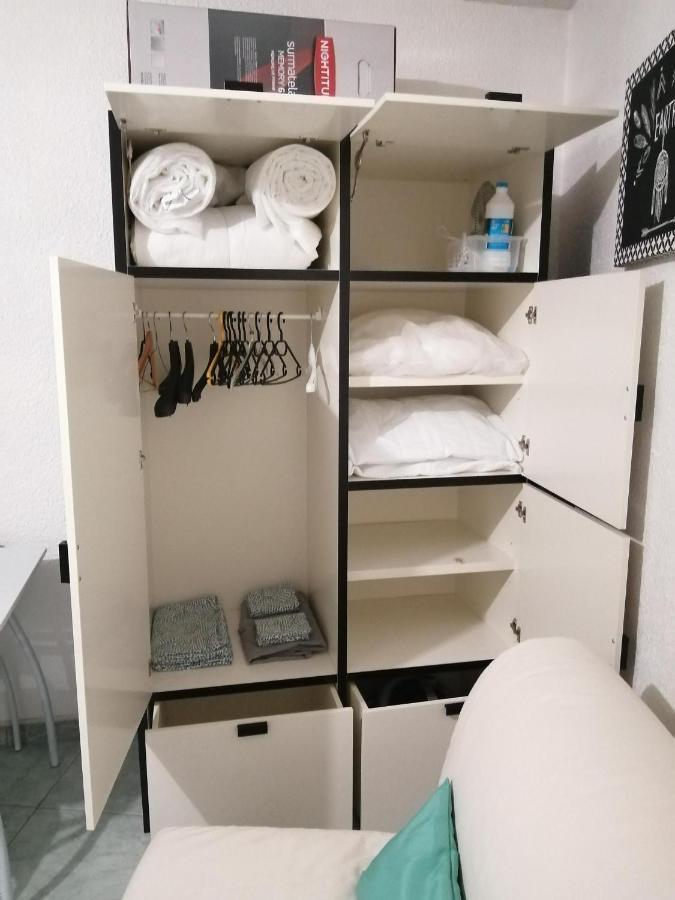 Joli Studio Bord De Mer, Clim, Balcon, Parking Prive Menton Exterior foto